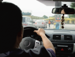Pemerasan di jalan tol